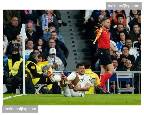 皇马进攻套路单一缺乏变化 过度依赖边路传中难破密集防守